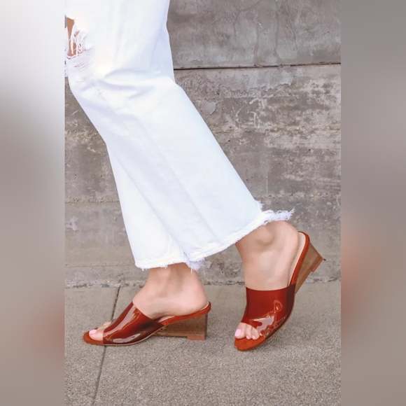 Lulus - Picture 10 of 11